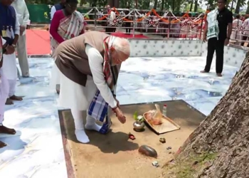 Prez Murmu, PM Modi