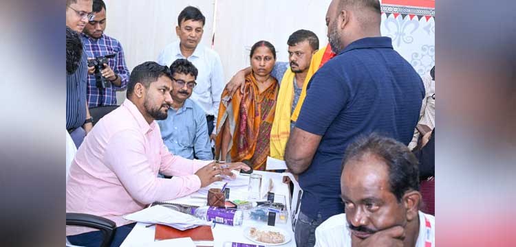 CM Majhi - Grievance Hearing