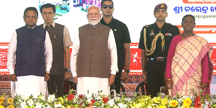 Prez Murmu, PM Modi