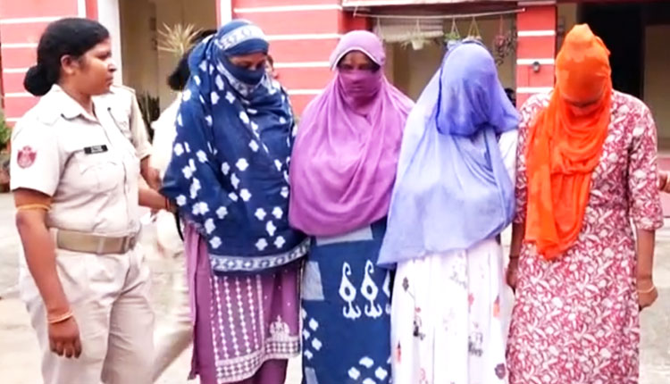 4 Women Of ‘Banjara Gang’ Arrested