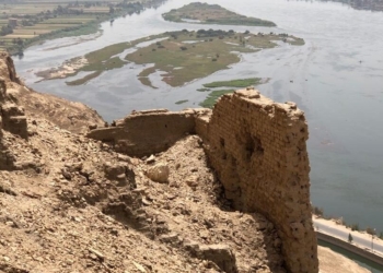 Undated photo shows a mudbrick-made tower house dating back to the era of King Ptolemy III unearthed by the Nile in southern Egyptian province of Sohag. A total of 85 tombs, dating back to the period from the Old Kingdom of Egypt some 4,500 years ago until the Ptolemaic dynasty spanning from 305 BC to 30 BC, were unearthed in Sohag, the Ministry of Tourism and Antiquities said Wednesday. (Egyptian Ministry of Tourism and Antiquities/Handout via Xinhua)
