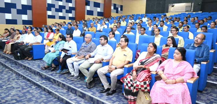 Odisha Minister Reviews ITIs, Polytechnics