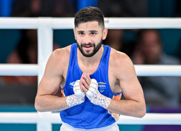 Glasgow: India's Sachin Siwach celebrates after winning the men's 60kg boxing quarter-final bout against Botswana's Treasure Moremi at the Commonwealth Games 2026 in Glasgow, Scotland, on Wednesday, July 29, 2026. (IANS/Biplab Banerjee)