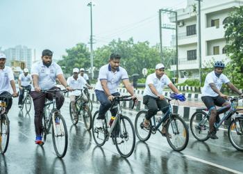 Sunday On Cycle