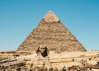 Giza: Pyramids-Tourism