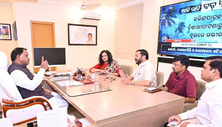 Odisha CM Reviews Rain Situation, Directs Officials To Ensure ‘Zero Casualty’