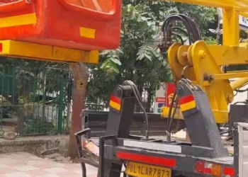 Dumper-Crane Collision