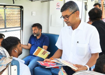 Books, Poetry Turn Bhubaneswar-Daspalla Train Into Moving Literary Space